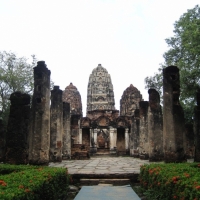 Old temple area in Sukhothai historical park, Sukhothat.  www.chiangmaitourcenter.com