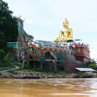 The golden Buddha at the Golden Triangle. www.chiangmaitourcenter.com
